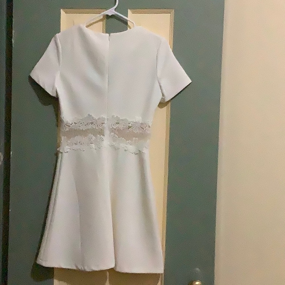 White cut out lace dress XS - Picture 7 of 7